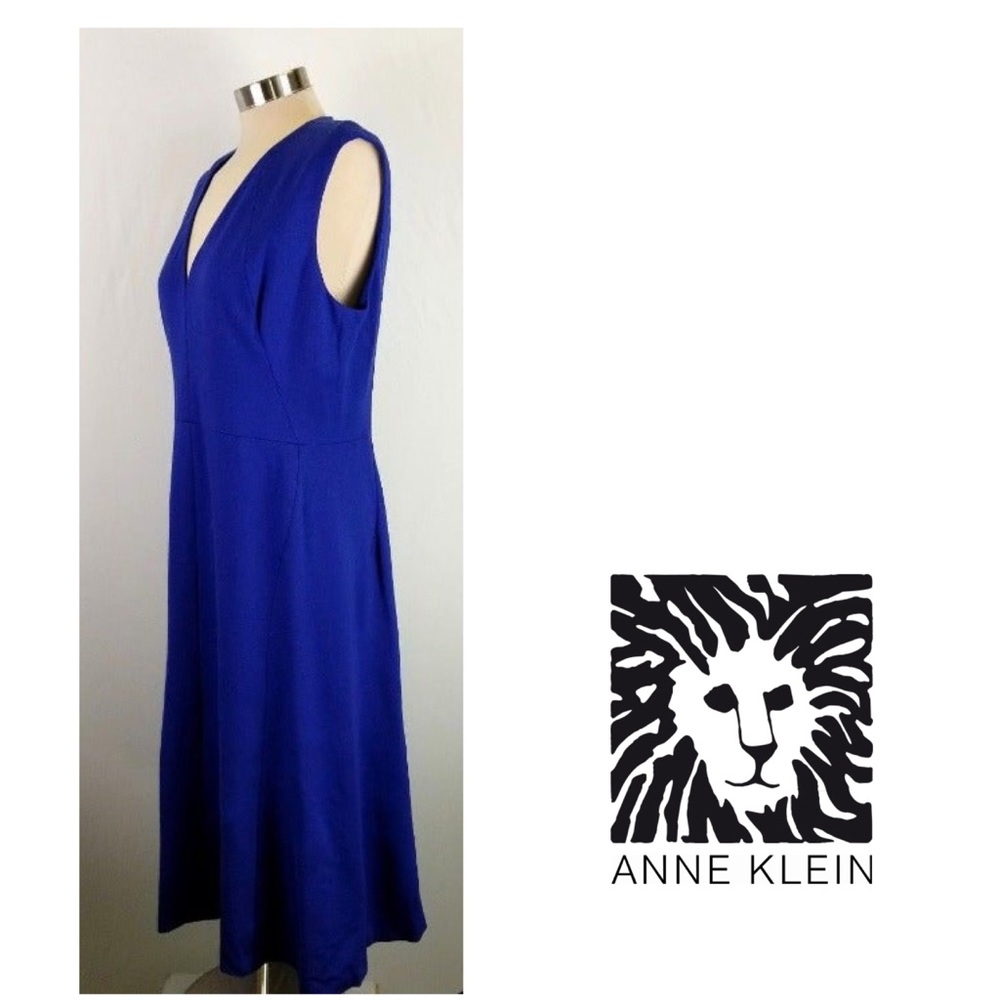 Anne Klein Royal Blue Sleeveless cocktail dress